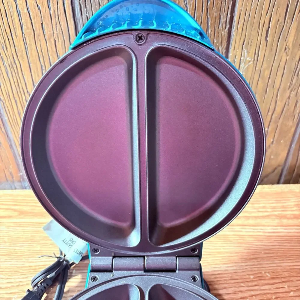 Dashing Diva holstein housewares